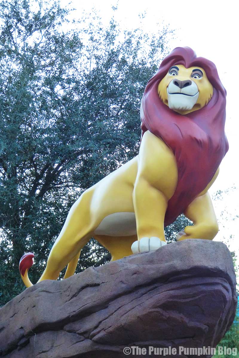 Disney's Art of Animation Resort - The Lion King Courtyard - Mufasa Statue