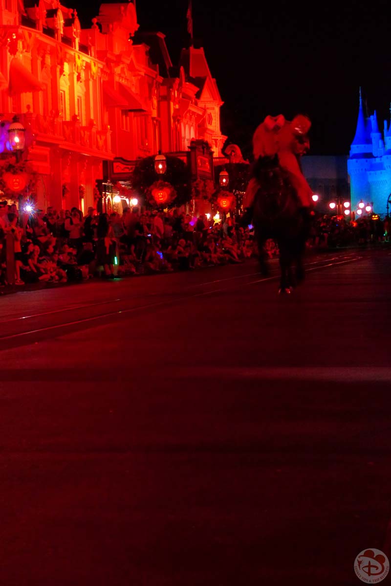 Headless Horseman - Mickey's Not-So-Scary Halloween Party 2015