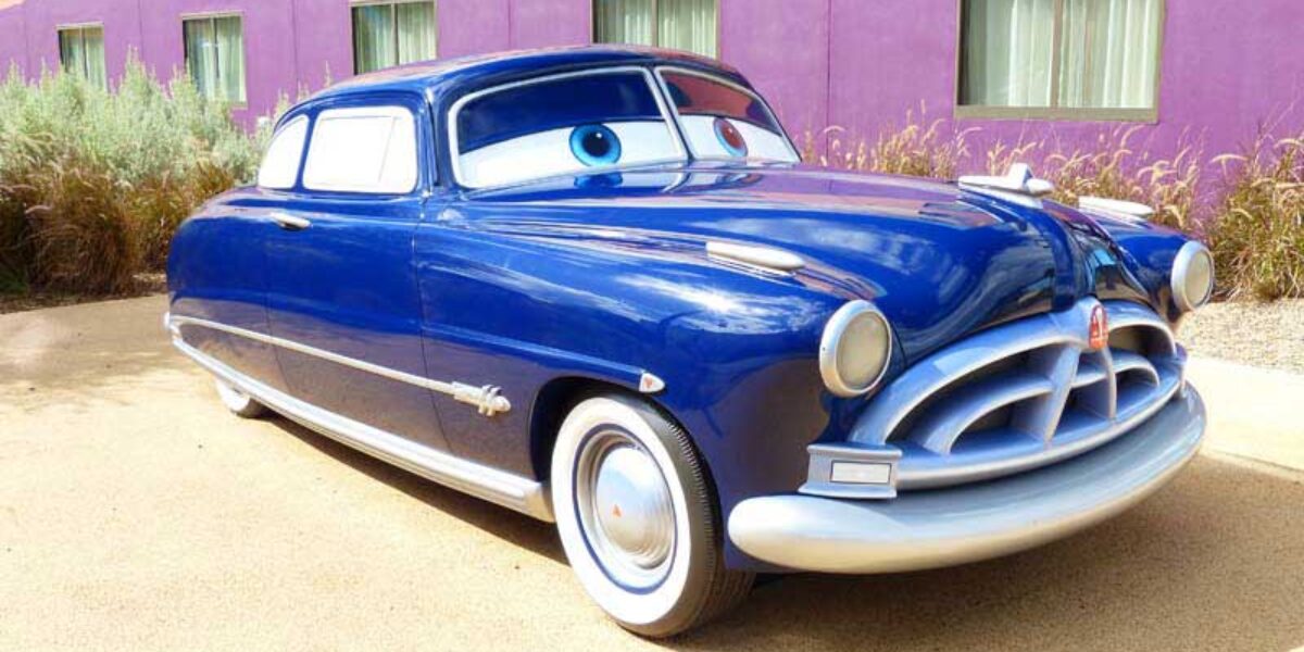 Disney's Art of Animation Resort - Cars Courtyard - Doc Hudson Model