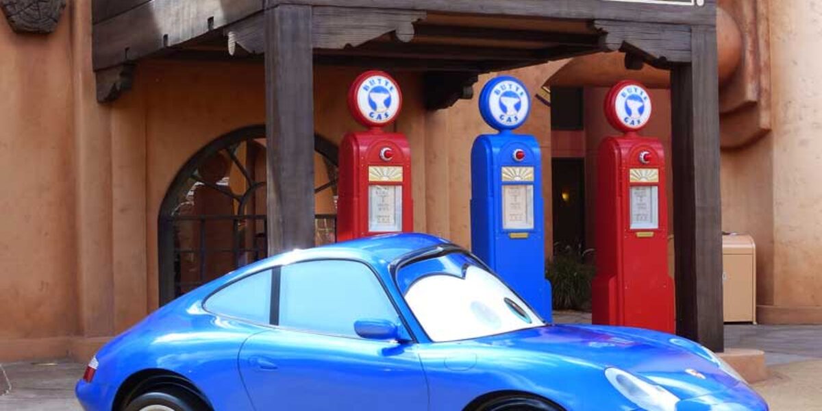 Disney's Art of Animation Resort - Cars Courtyard - Sally Carrera Model