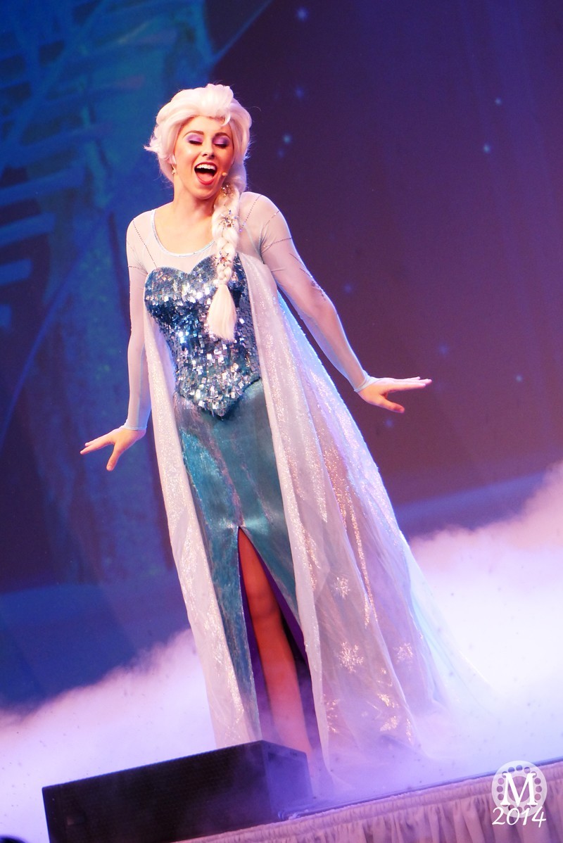 Elsa - Frozen Singalong - Disney's Hollywood Studios
