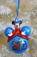 Walt Disney World 2016 Mickey Mouse Christmas Ornament